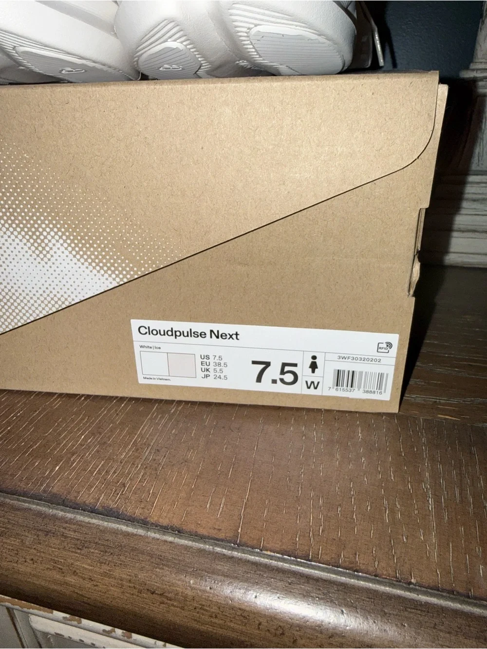 On Cloudpulse Next – Women’s Size 7.5 (White/Ice) BRAND NEW - Picture 10 of 10